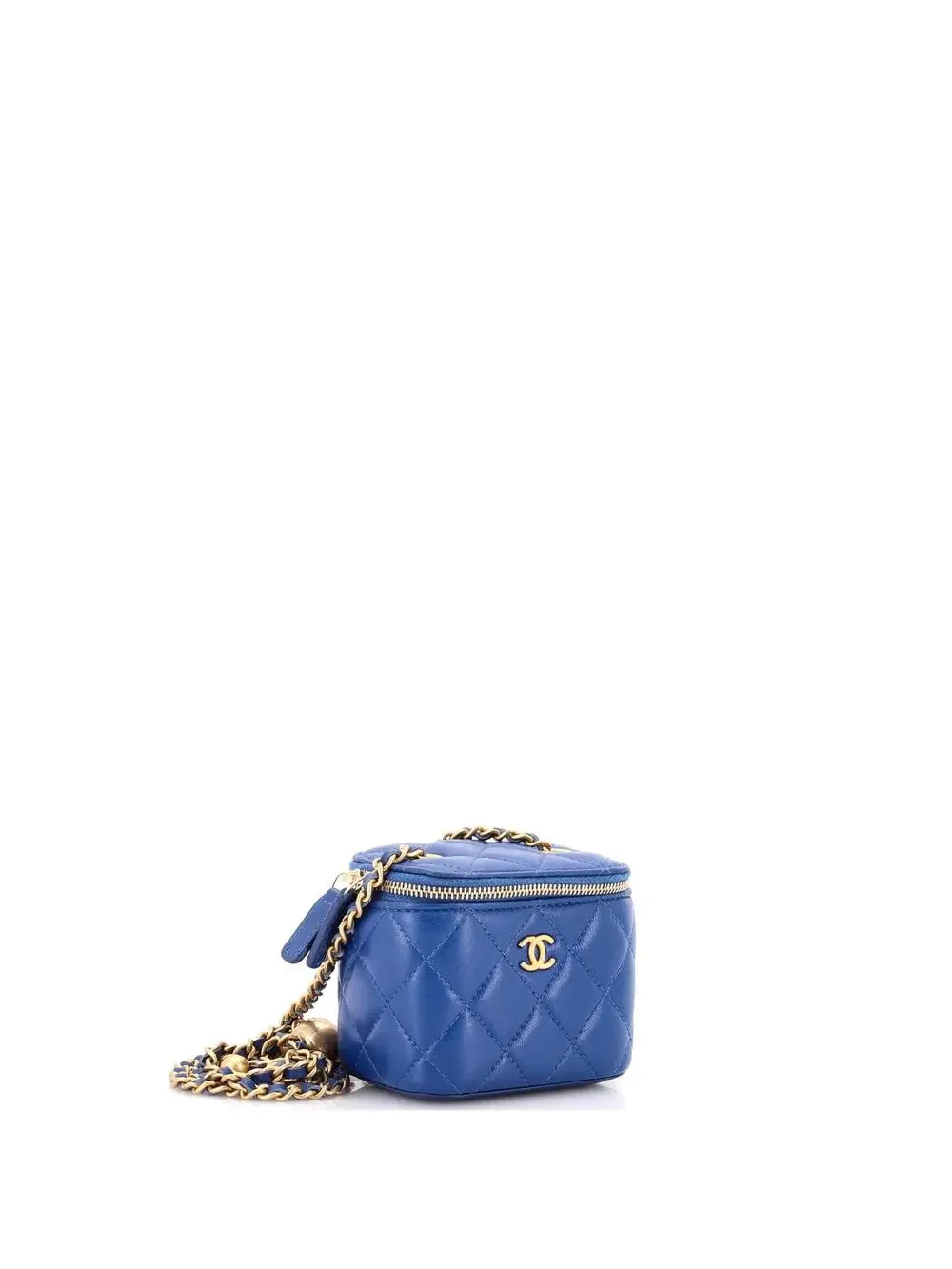 CHANEL elevate your